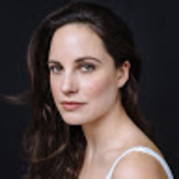 Meet your Posher, Claire - Picture 1 of 1